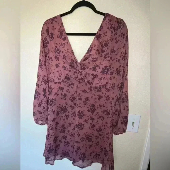 Women’s “Live To Be Spoiled” Long Sleeve Knot Front Summer Dress SIZE L - Picture 3 of 9